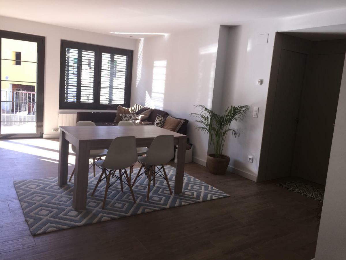 Apartamento Centrico En Olot Εξωτερικό φωτογραφία